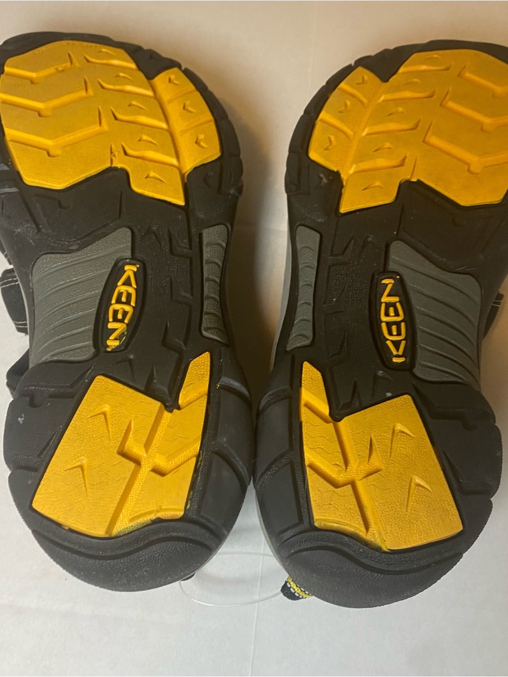 Keen Men's Newport H2 Sport Sandals 1001907 Size 11.5 EU 45 Black Yellow - Picture 7 of 15